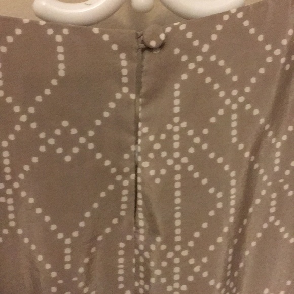 Vince Camuto dress w/ pockets!! - Picture 4 of 6